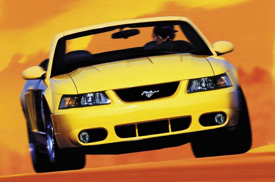  Ford Mustang SVT Cobra Convertible 2002 года  (фото 46 из 103)
